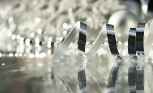 Jak szkiełkowanie wpływa na trwałość i estetykę elementów aluminiowych?