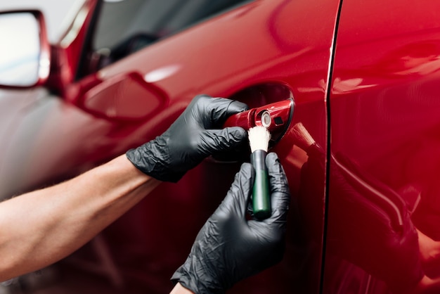 Jak skutecznie zabezpieczyć auto przed korozją i uszkodzeniami lakieru?